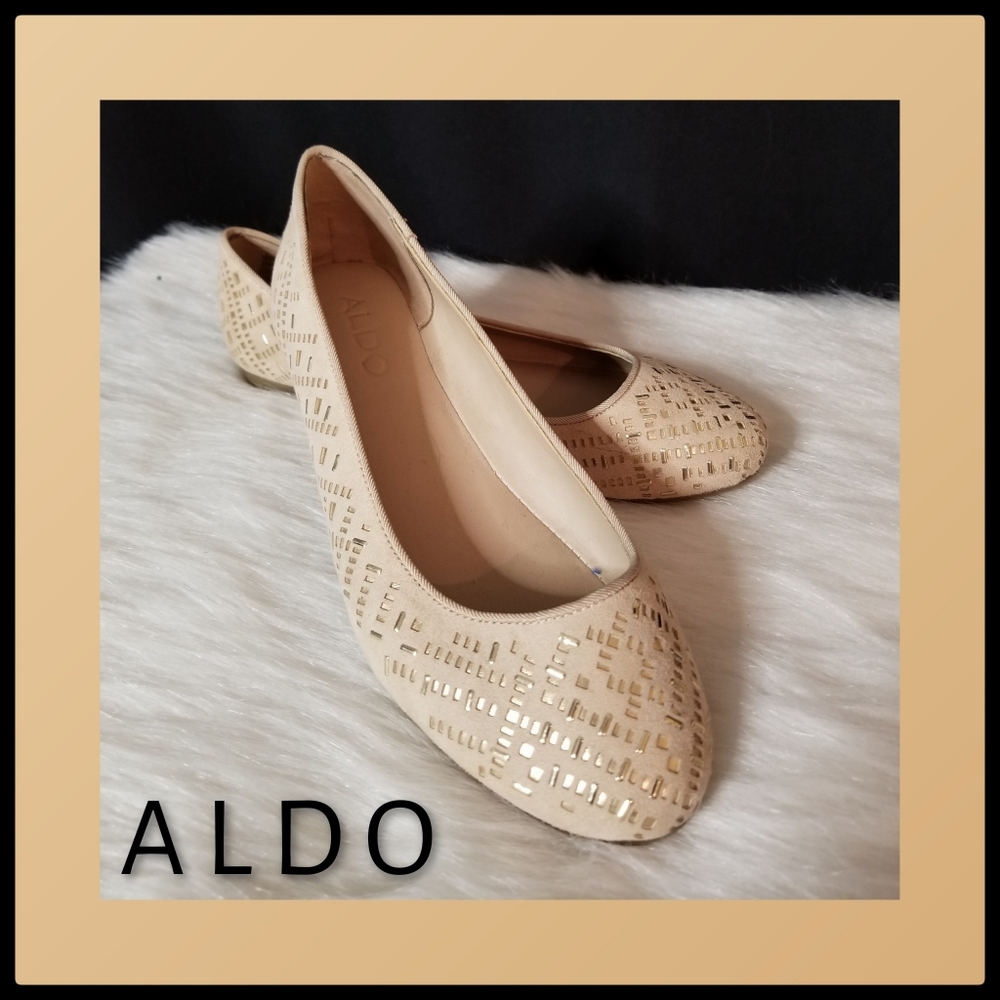 ALDO*Cream Flats - Sz 6